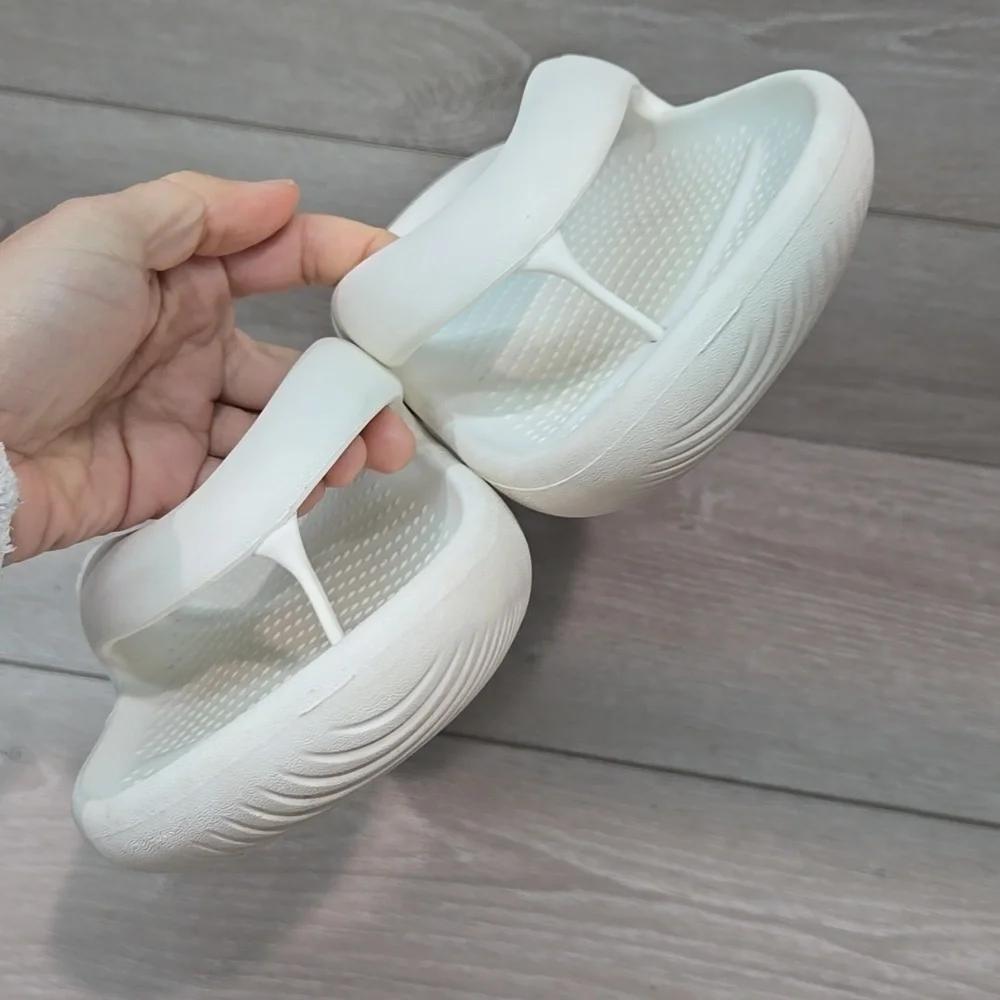 Crocs Mens Thong Rubber White Crocs Flip Flops Sandals Shoes Sz 11